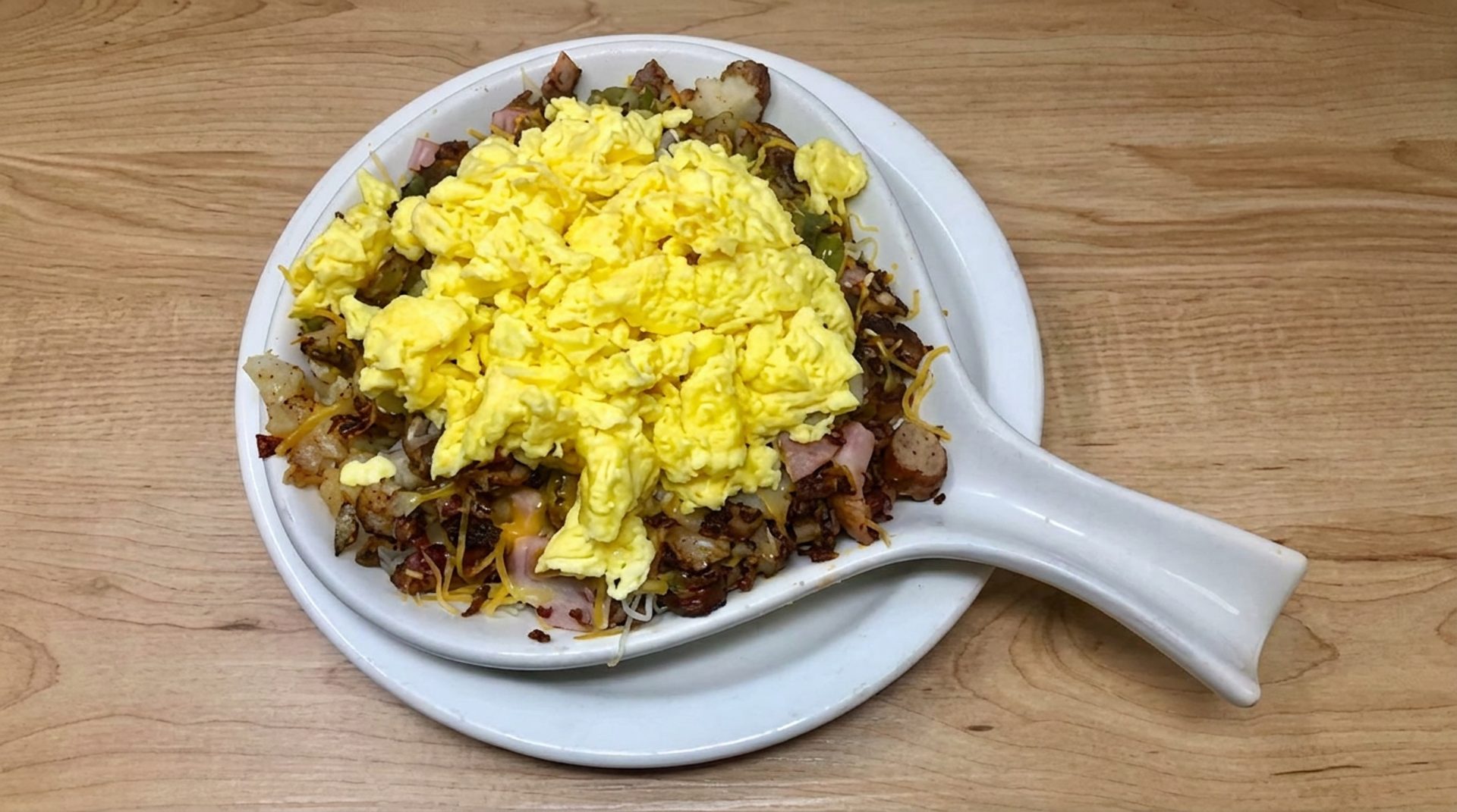 Big portions, two Akron tables, one neighborhood feeling